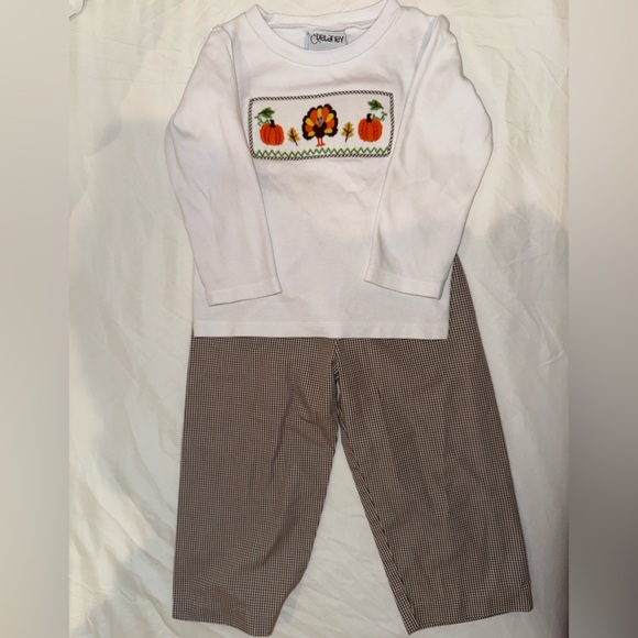Charming White and Brown Kids Set - Picture 1 of 3